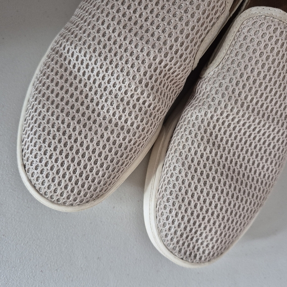 Olukai Women's Pehuea Slip-On Drop-In Heel Casual Breathable Sneaker - Size 10 - Picture 12 of 16